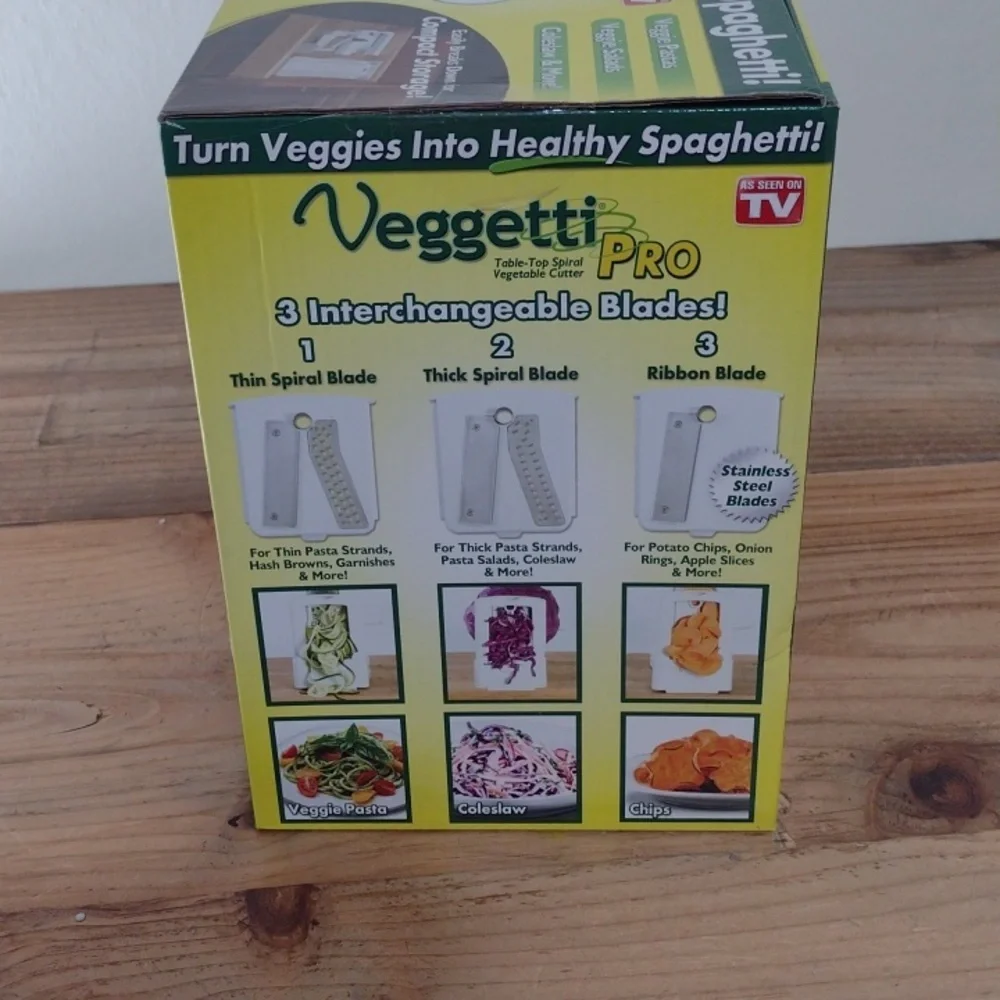 Veggetti Pro Spiralizer Table Top Spiral Vegetable Cutter New in Box